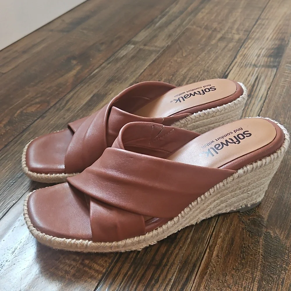 Softwalk Women's Brown Leather‎ Espadrille Wedge Sandals. Size 7.5